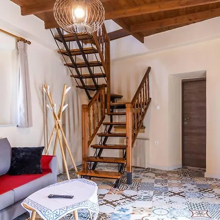 Peleziki Holiday home *