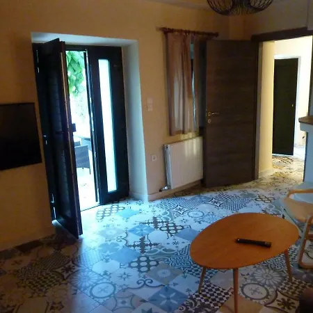 Casa de Férias Peleziki *